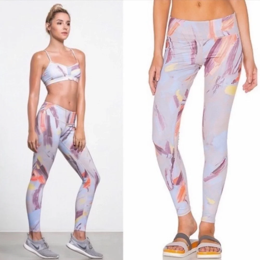 ALO Yoga‎ Modernist Multi Airbrushed Leggings Size XS Orange Purple Women's